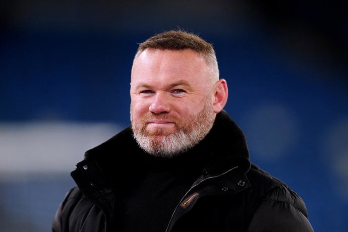 Archivo - FILED - 11 February 2025, United Kingdom, Manchester: English football manager and former player Wayne Rooney is pictured ahead of the  UEFA Champions League Knockout Phase Play Offs, first leg soccer match between Manchester City and Real Madri