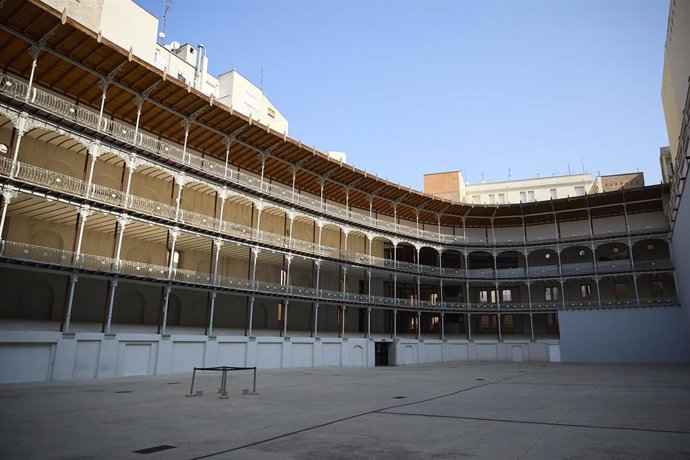 Frontón Beti Jai, a 23 de agosto de 2025, en Madrid (España). Es un edificio histórico inaugurado en 1894 y considerado el último gran frontón monumental de pelota vasca que queda en pie en la ciudad. Tras décadas de abandono, fue expropiado por el Ayunta