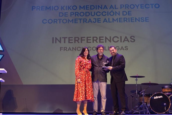 Entrega del premio 'Kiko Medina' al proyecto de producción de cortometraje almeriense.