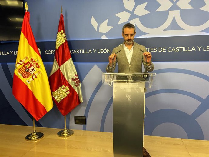 Hierro, momentos antes de comparecer ante los medios.