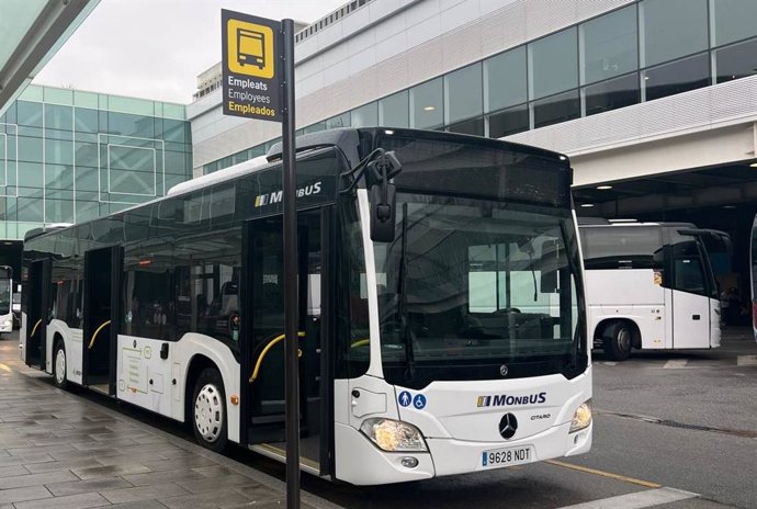 Autobús de Monbus