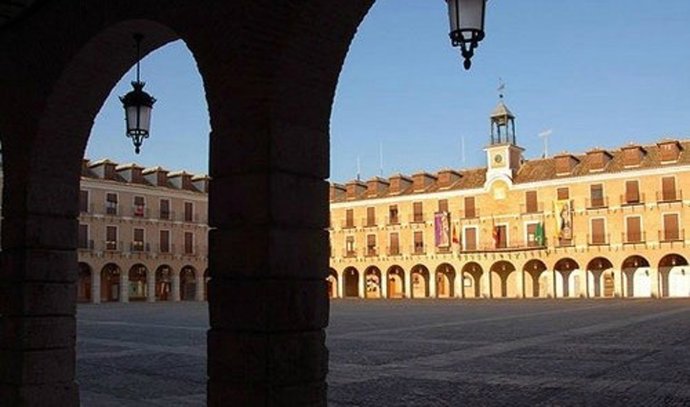Plaza Mayor de Ocaña (Toledo).