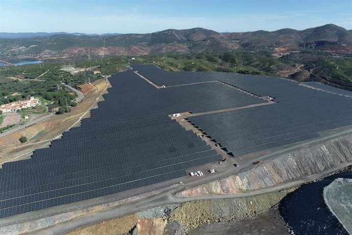 Planta solar fotovoltaica de Atalaya Riotinto.