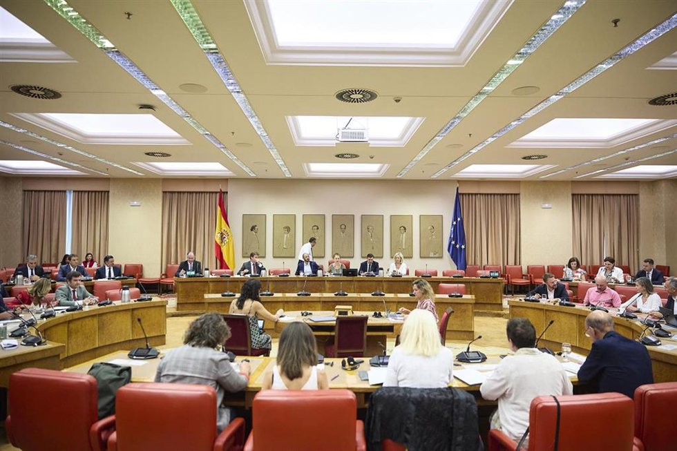 Vista general de la reunión de la Diputación Permanente, en el Congreso de los Diputados, a 26 de agosto de 2025, en Madrid (España).  