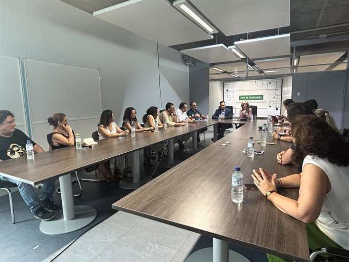 Reunión en Mérida con e sector turístico