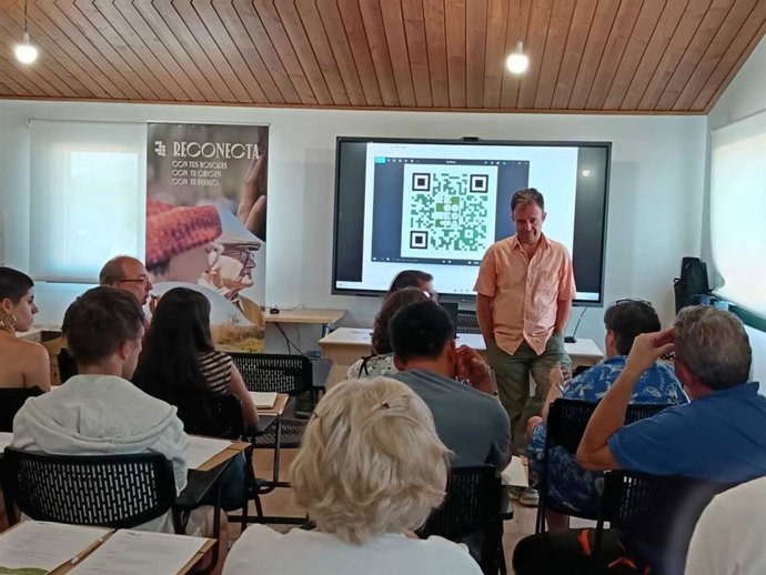 Taller sobre custodia del territorio en Soria .