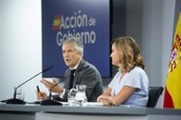 El Gobierno estudiará el plan de Feijóo contra los incendios, pero cuestiona el registro de pirómanos