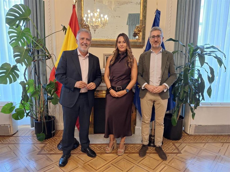 El ministro de Política Territorial y Memoria Democrática, Ángel Víctor Torres, el secretario de Estado de Política Territorial, Arcadi España, y la nueva comisionada del Gobierno para la reconstrucción tras la dana, Zulima Pérez.