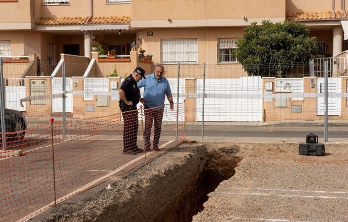 El concejal de Seguridad, José Ramón Llorca, ha visitado el terreno en el que se desarrollará el nuevo cuartel de la Policía Local en el barrio de Los Dolores
