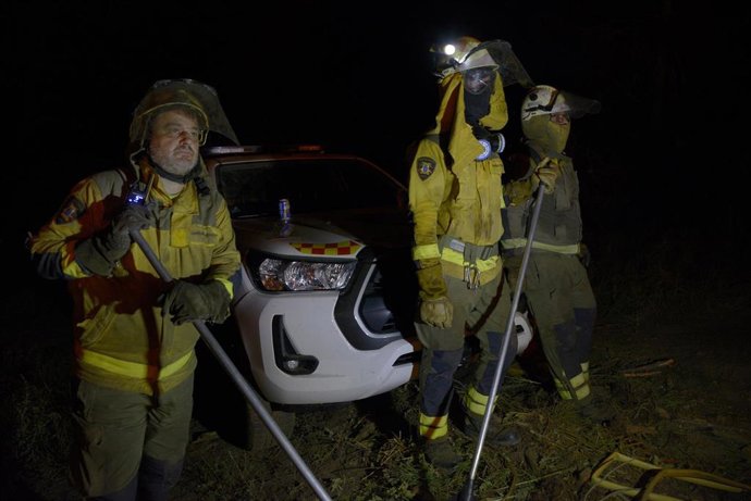 Bomberos forestales. Foto de archivo