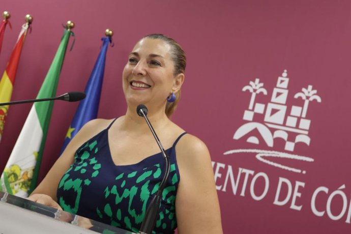 Archivo - La teniente de alcalde delegada de Servicios Sociales y Mayores del Ayuntamiento de Córdoba, Eva Contador.