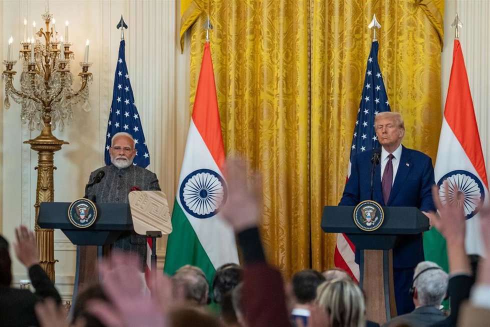 Archivo - Los líderes de India y Estados Unidos, Narendra Modi y Donald Trump, respectivamente