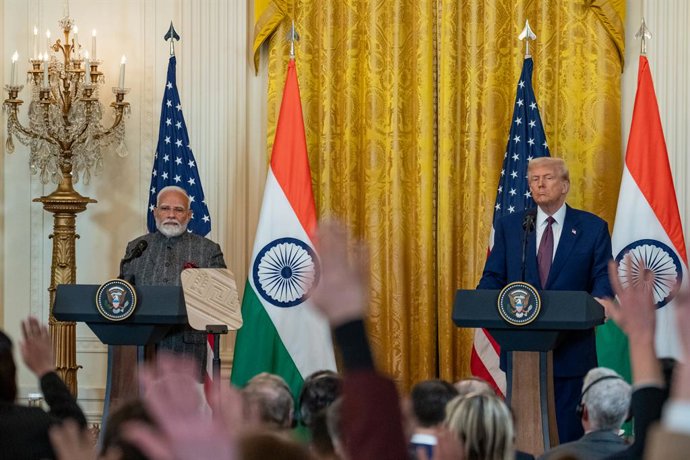 Archivo - 13 de fevereiro de 2025, Washington, Distrito de Columbia, EUA: O presidente Donald J. Trump recebe o primeiro-ministro Narendra Modi da Índia na Casa Branca, quinta-feira, 13 de fevereiro de 2025.
