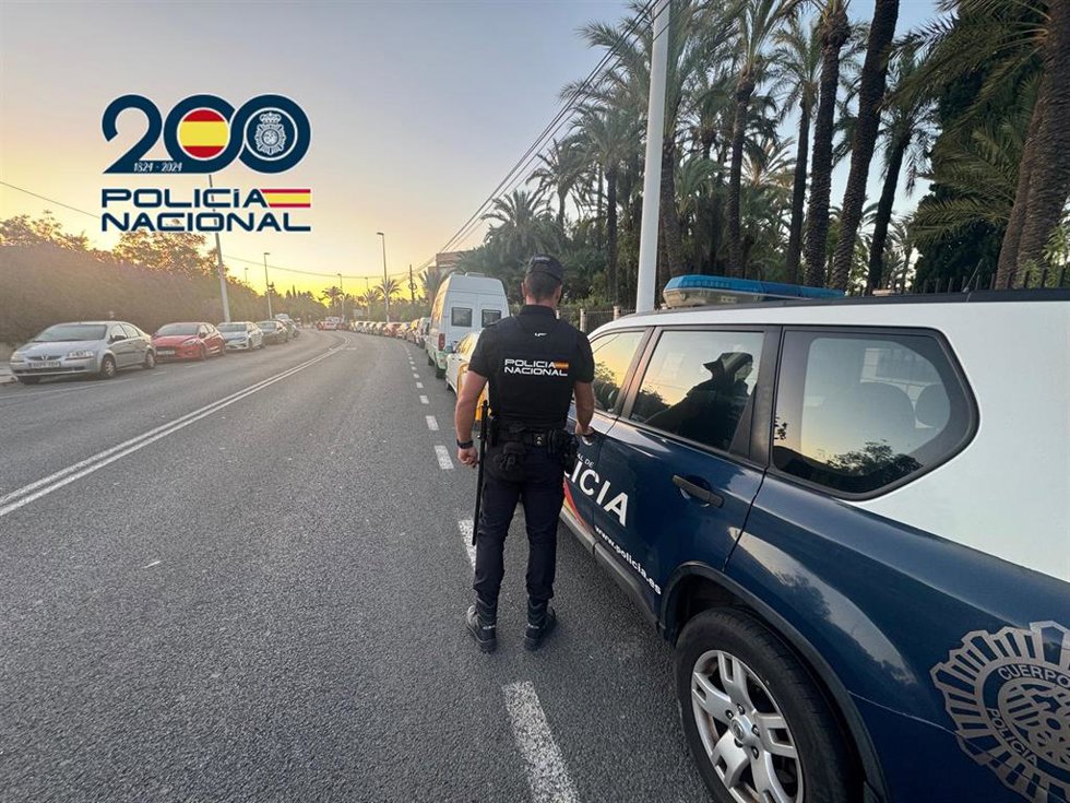 Fotografía de recurso de un agente de la Policía Nacional