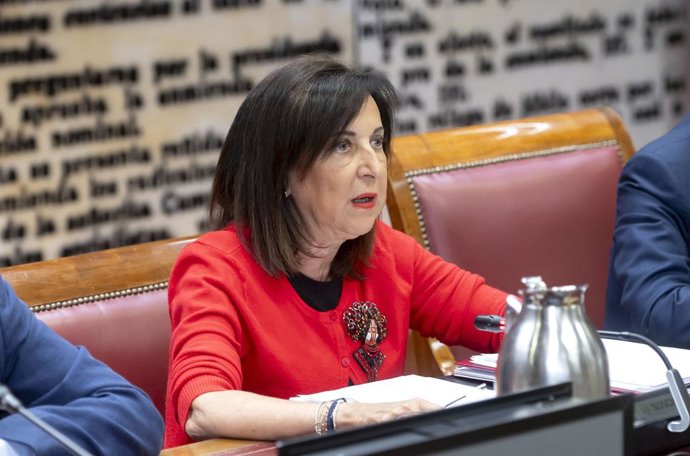A Ministra da Defesa, Margarita Robles, comparece perante a Comissão de Defesa do Senado, em 26 de agosto de 2025, em Madri (Espanha). Durante o comparecimento, ela informou sobre as medidas adotadas por seu ministério diante da grave situação de ince