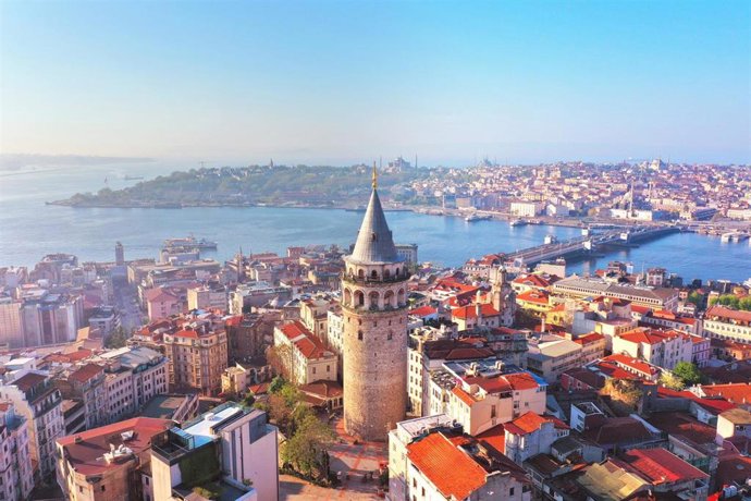 Archivo - Galata Tower en Estambul
