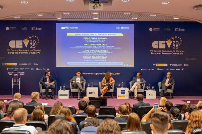 Comienzan los VII Cursos Europeos de Verano recordando los 40 años de la adhesión de España a la UE.