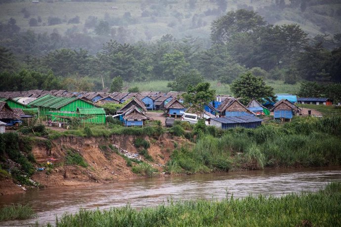 Archivo - Imagen de archivo de un campo de refugiados en Tailandia.