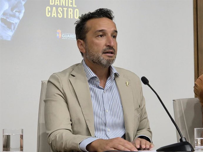 El diputado de Cultura de la Diputación de Badajoz, Ricardo Cabezas, en rueda de prensa.