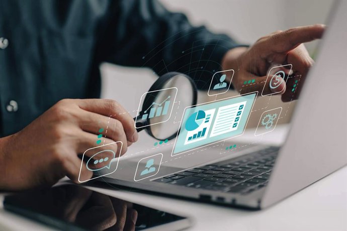 Funneltropia transforma el caos digital en control comercial