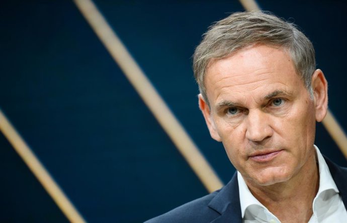 Archivo - El CEO de Porsche, Oliver Blume, dimitirá para centrarse solamente en Volkswagen, según la revista WiWo.