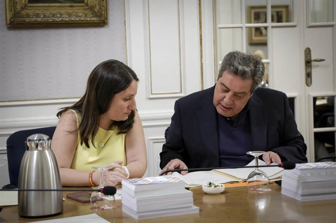 El síndic de Vox en Les Corts, José Mª Llanos, en la junta de síndics