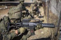 España descarta la vuelta de la 'mili' frente a la amenaza rusa, como sí ha hecho Alemania