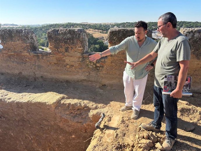 Imágenes de los trabajos de recuperación de la Muralla Sur.