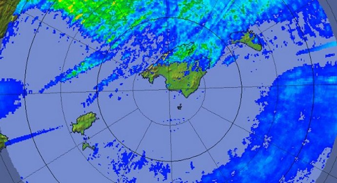Paso del frente de tormentas por el norte de Mallorca.