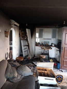 Interior de la vivienda incendiada en el puerto de Andratx.