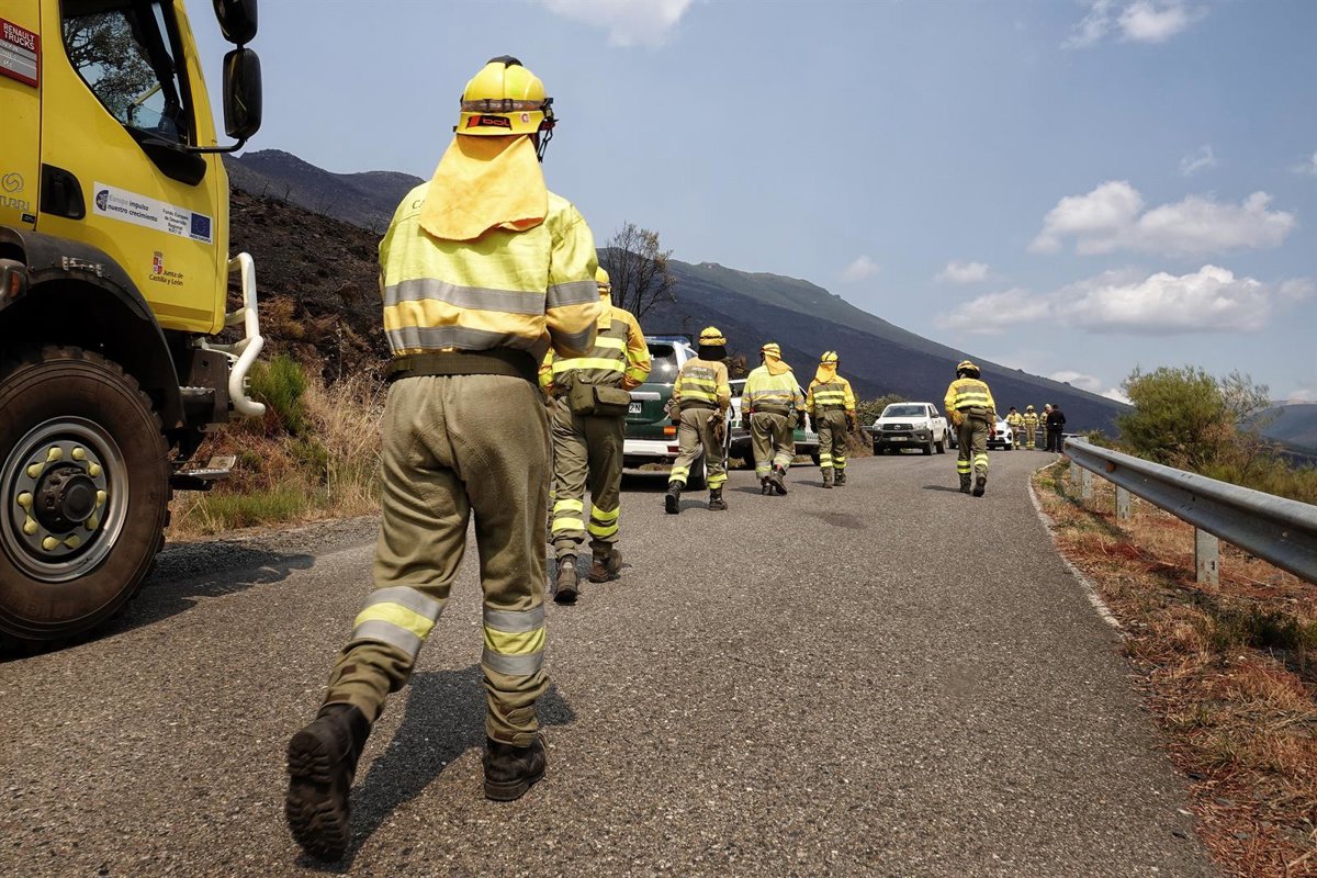 Cuatro incendios siguen activos en Asturias: Ibias, Degaña, Cangas del Narcea y Somiedo