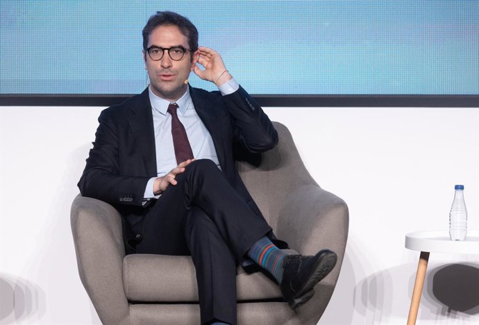 Archivo - El ministro de Economía, Comercio y Empresa, Carlos Cuerpo interviene druante el ‘Foro ICEX 2025’, en la Nave Madrid, a 10 de julio de 2025, en Madrid (España). El Foro ICEX reúne a expertos y profesionales públicos y privados en comercio exteri