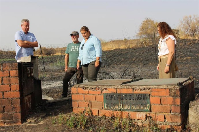 La portavoz socialista en la Diputación, Tita García Élez, en Navalmoralejo.