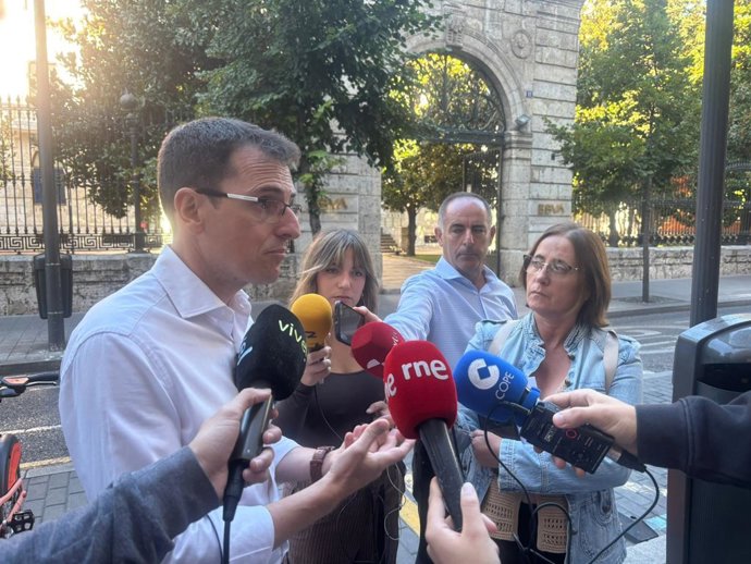 El portavoz del Grupo Municipal socialista, Pedro Herrero.