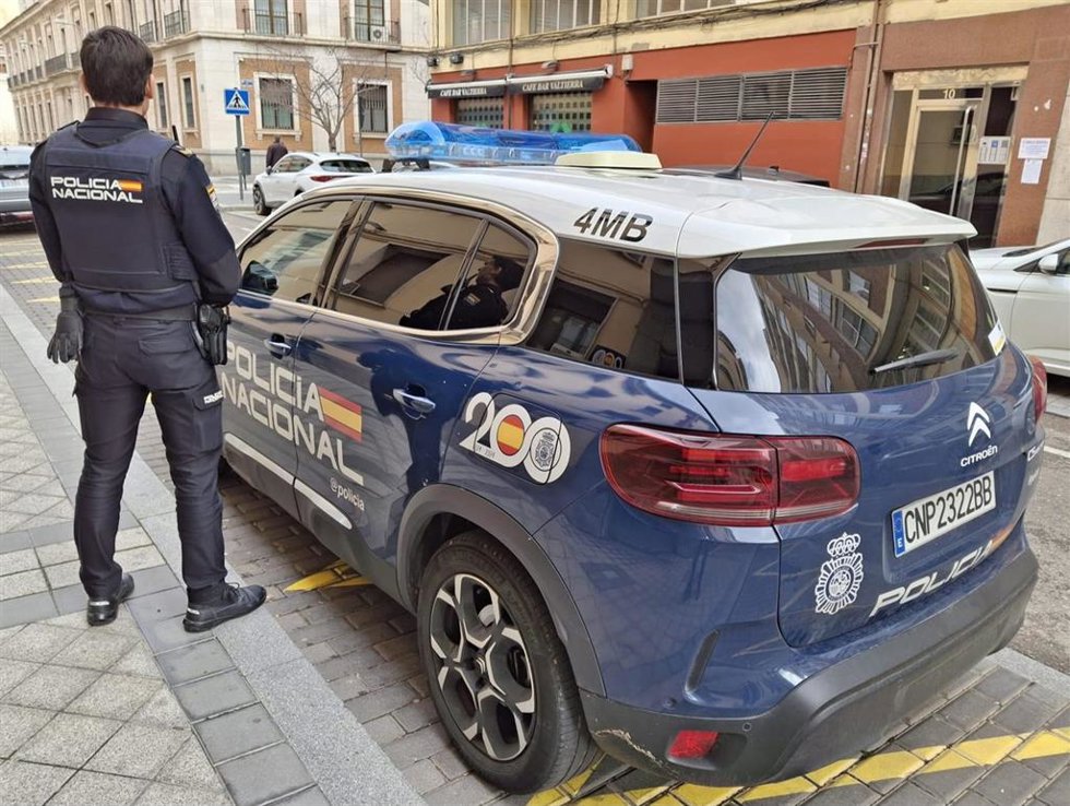 Agente de la Policía Nacional.