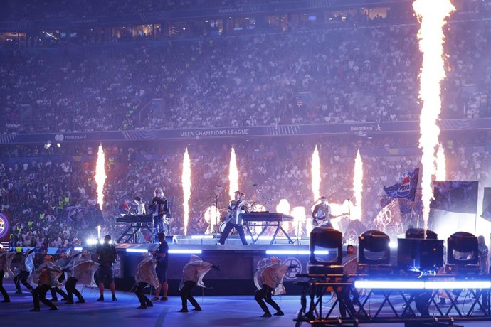 Archivo - Linkin Park performs during of the UEFA Champions League Final 2025 between Paris Saint-Germain and FC Internazionale Milano at Munich Football Arena on May 31, 2025 in Munich, Germany.