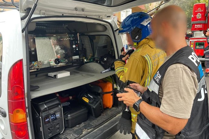 Colaboración entre la Unidad de Drones de la Policía Local y los Bomberos de Palma
