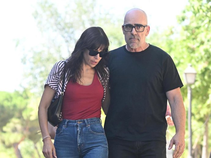 Luisa Mayol y Luis Tosar acuden al tanatorio para despedir al actor Eusebio Poncela