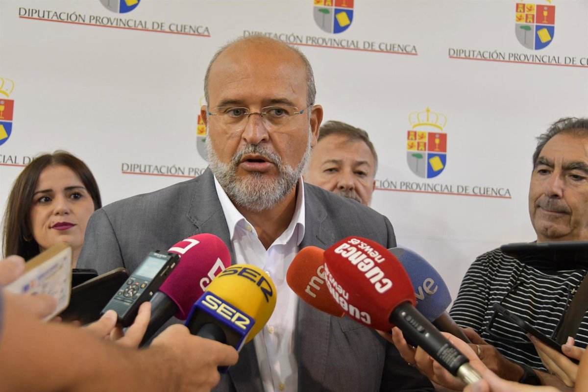 C-LM llama a Instituto Valenciano de Oncología a hacer una  transición ordenada  con los pacientes oncológicos de Cuenca