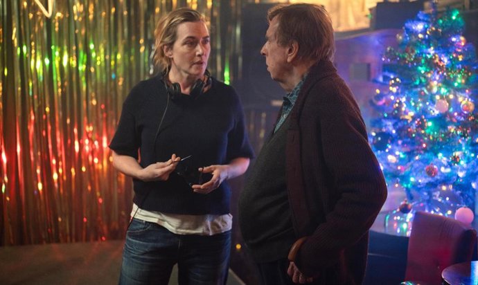 Primeras imágenes y la fecha de estreno del debut en la dirección de Kate Winslet, Goodbye June