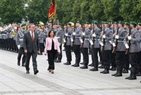 España pide unidad en el futuro sistema aéreo de combate ante la intención de Francia de liderarlo en solitario