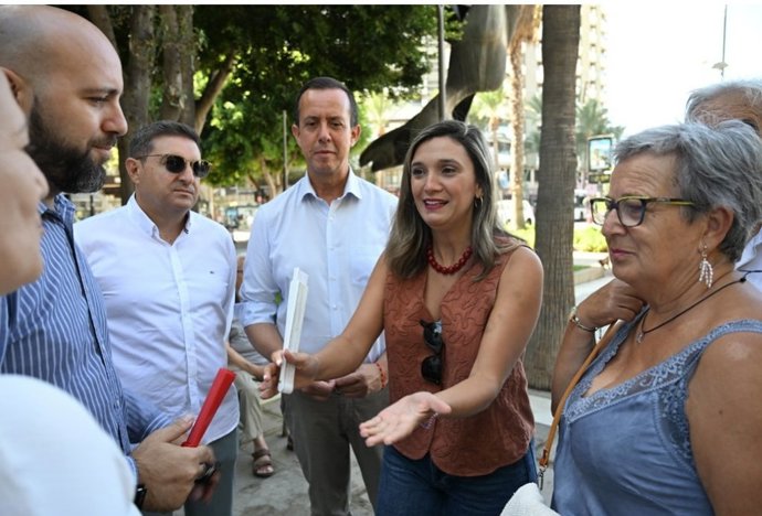 La vicesecretaria general del PSOE-A, María Márquez, junto al secretario general del PSOE de Almería, José María Martín.