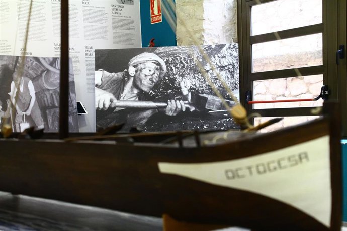 Exposición 'El mundo de los mineros: el trabajo minero en la fotografía histórica'.