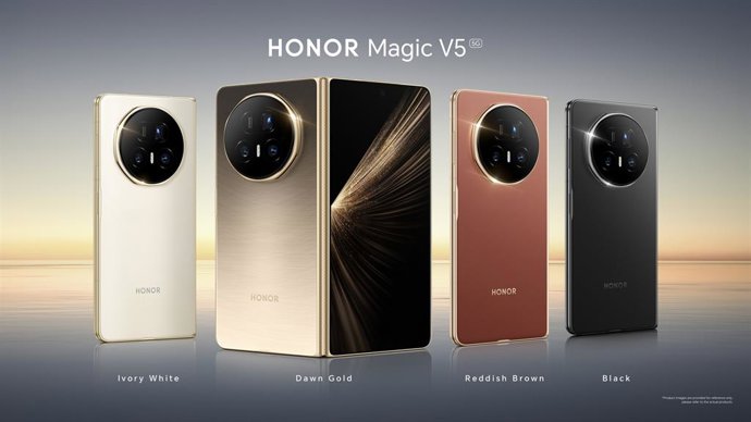 Thinnest Zero-compromise Book-style Foldable Magic V5