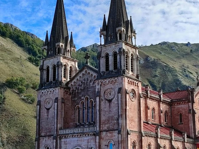 Archivo - Basílica de Covadonga.