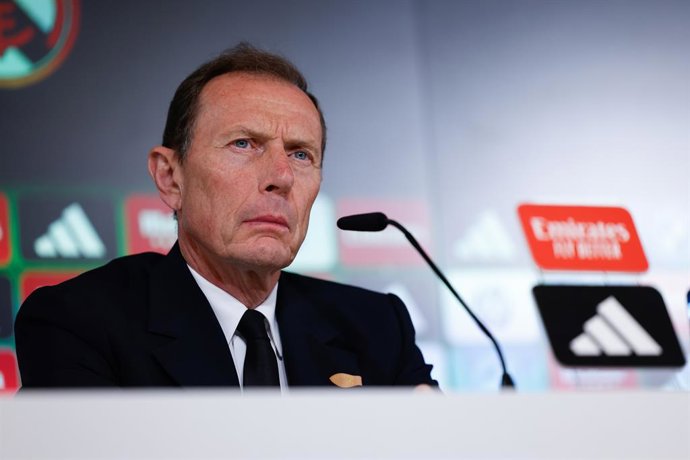 Archivo - Emilio Butragueno attends during the press conference of presentation of Alvaro Carreras as new player of Real Madrid at Ciudad Deportiva Real Madrid on July 15, 2025, in Valdebebas, Madrid, Spain.
