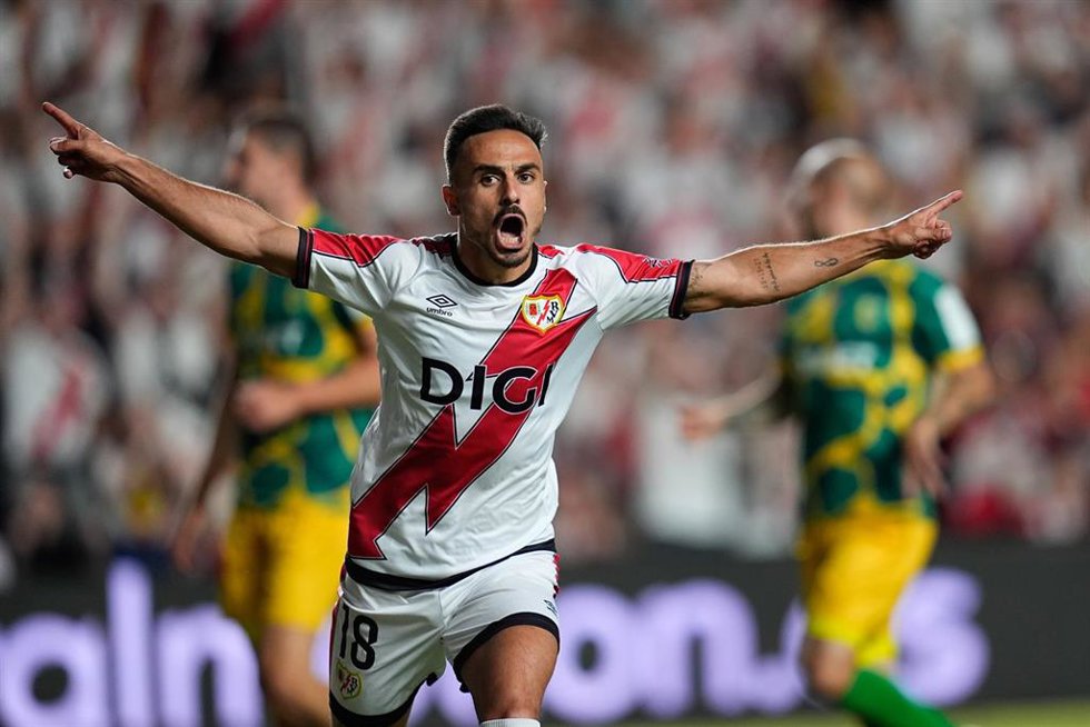 Alvaro Garcia of Rayo Vallecano celebrates a goal during the UEFA Conference League Play-off second leg match between Rayo Vallecano and Neman Grodno at Estadio de Vallecas on August 28, 2025, in Madrid, Spain.