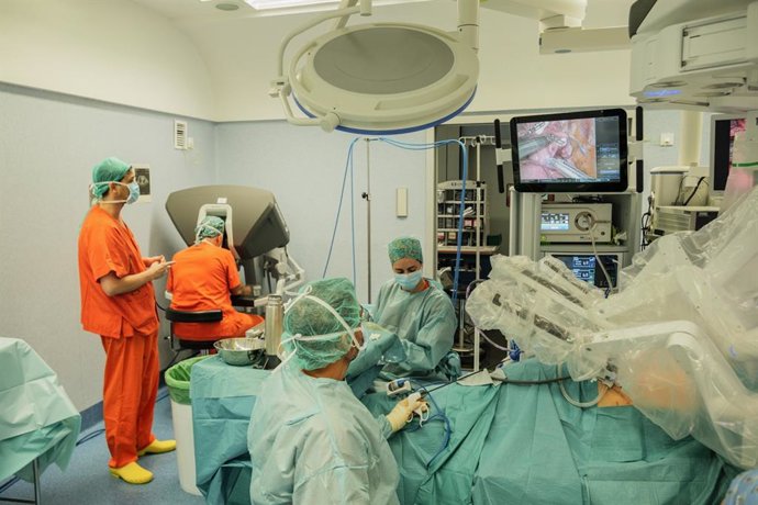Cirugía torácica robótica en Son Espases