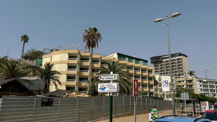Tres nuevas licencias de Urbanismo dan continuidad a la renovación de Playa del Inglés con de 5,2 millones de euros de inversión