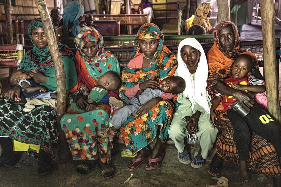 Archivo - Refugiados sursudaneses en un hospital de MSF en Sudán
